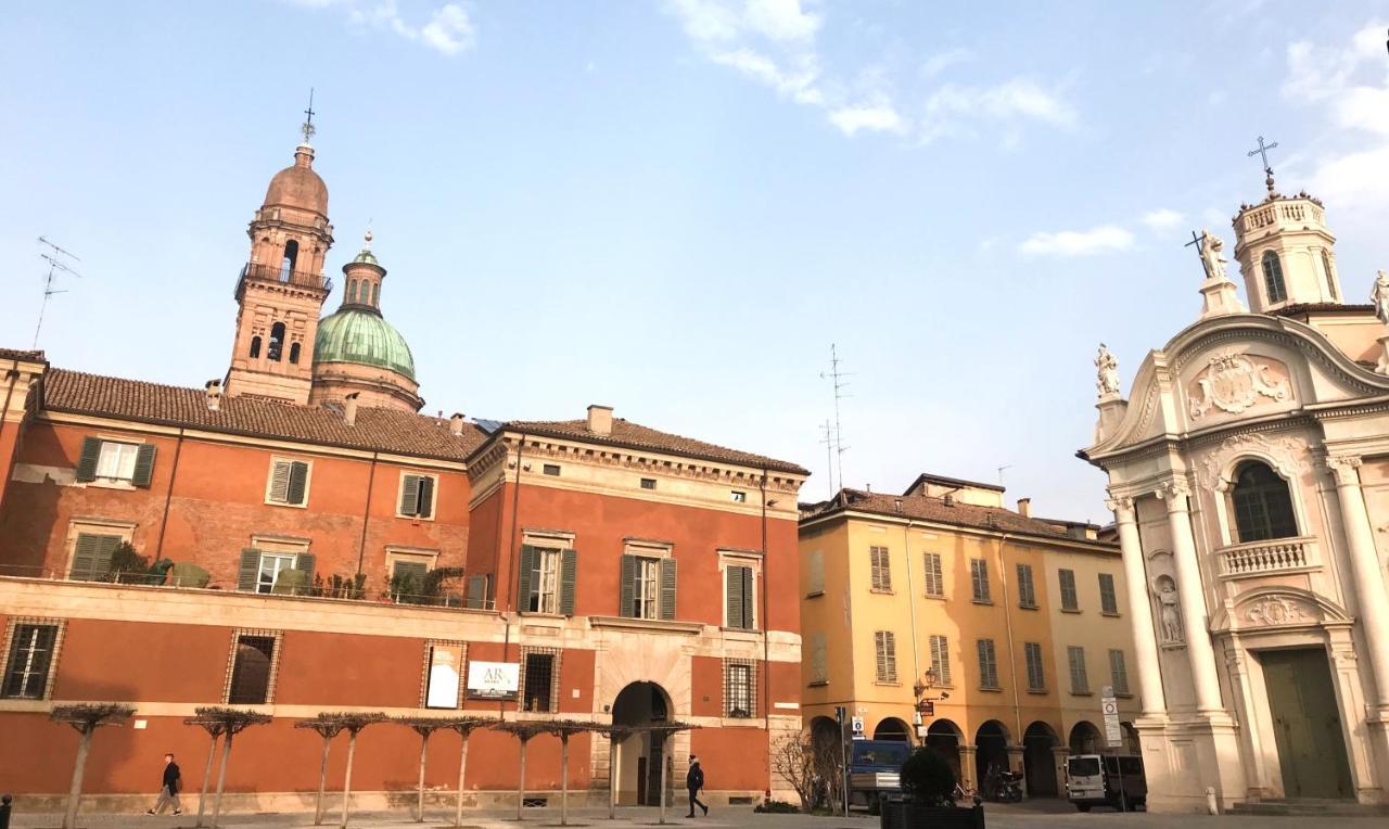 Vicolo Folletto Home Reggio Emilia Exterior foto